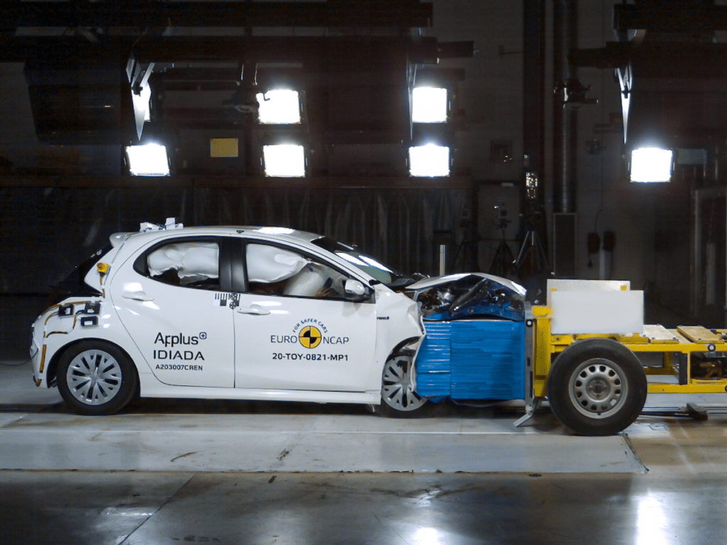 Toyota Yaris scores 5 stars ANCAP