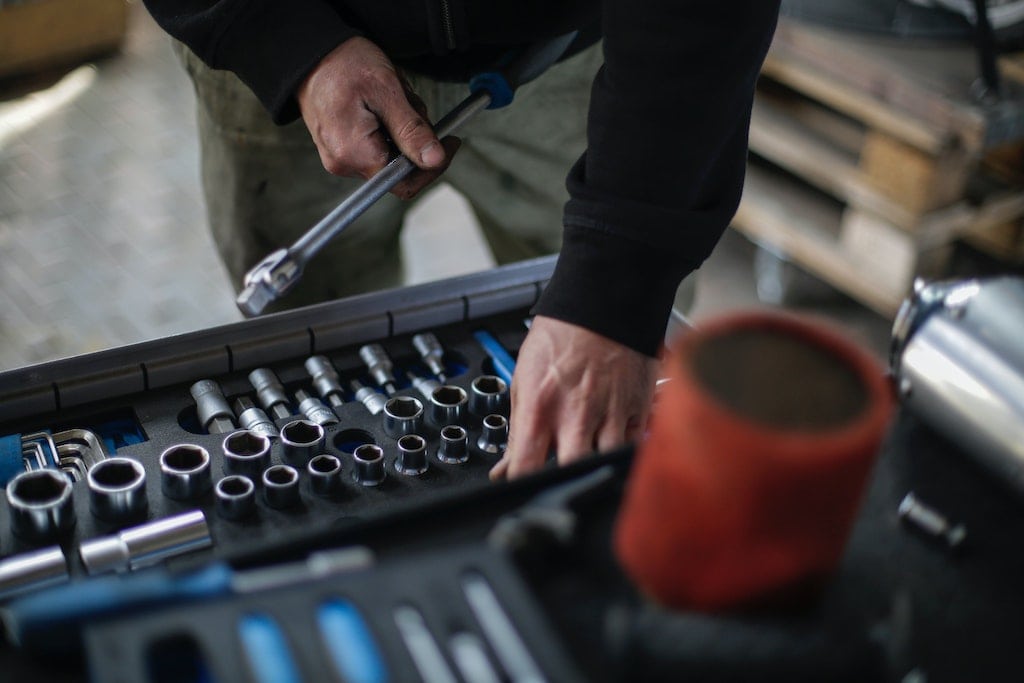 How to build a custom postie bike