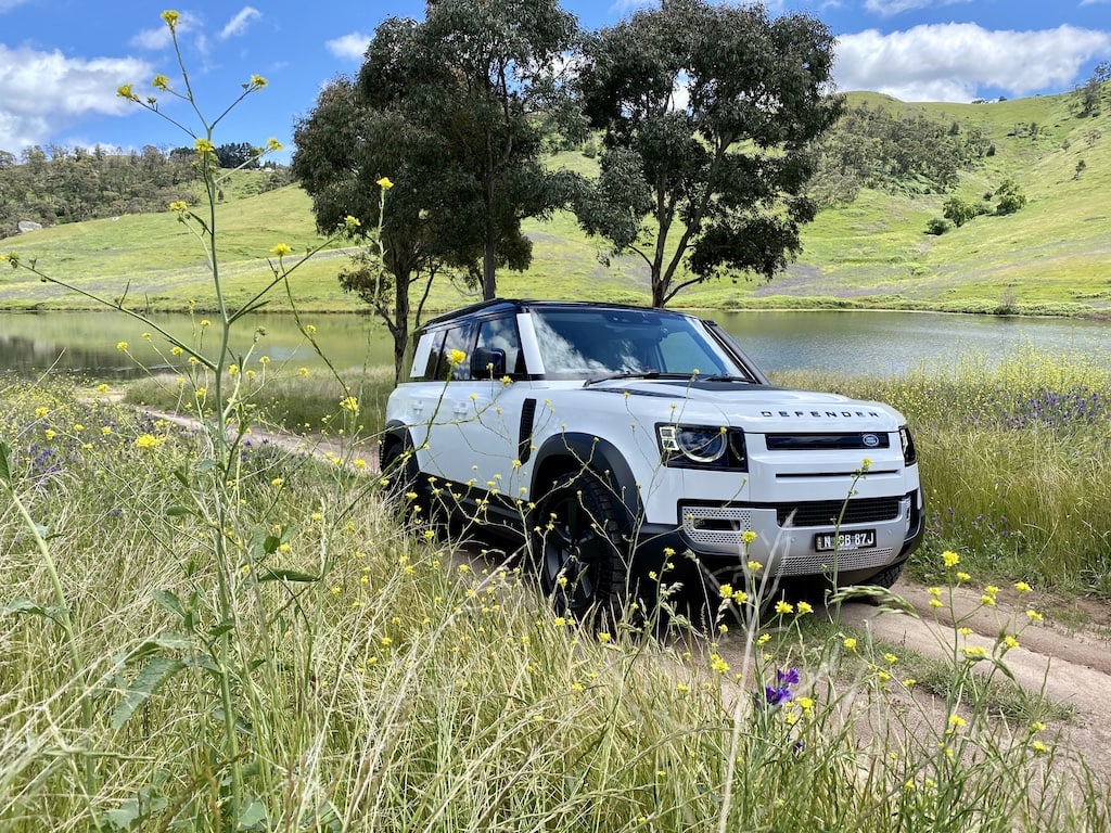 Land Rover Defender 110