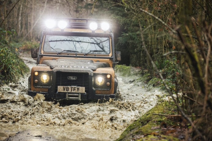 Land Rover Defender V8 Works Trophy