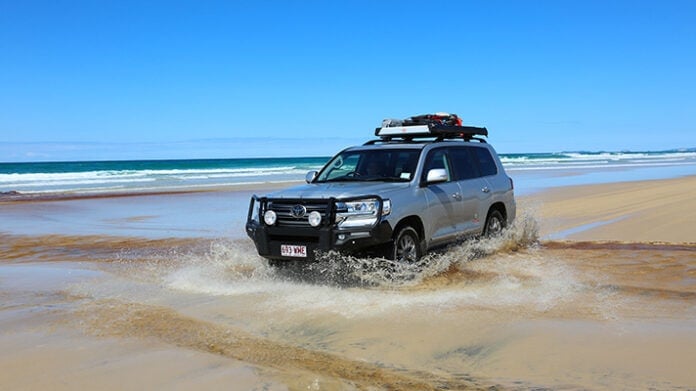 Toyota LandCruiser 200 Series roof load limits