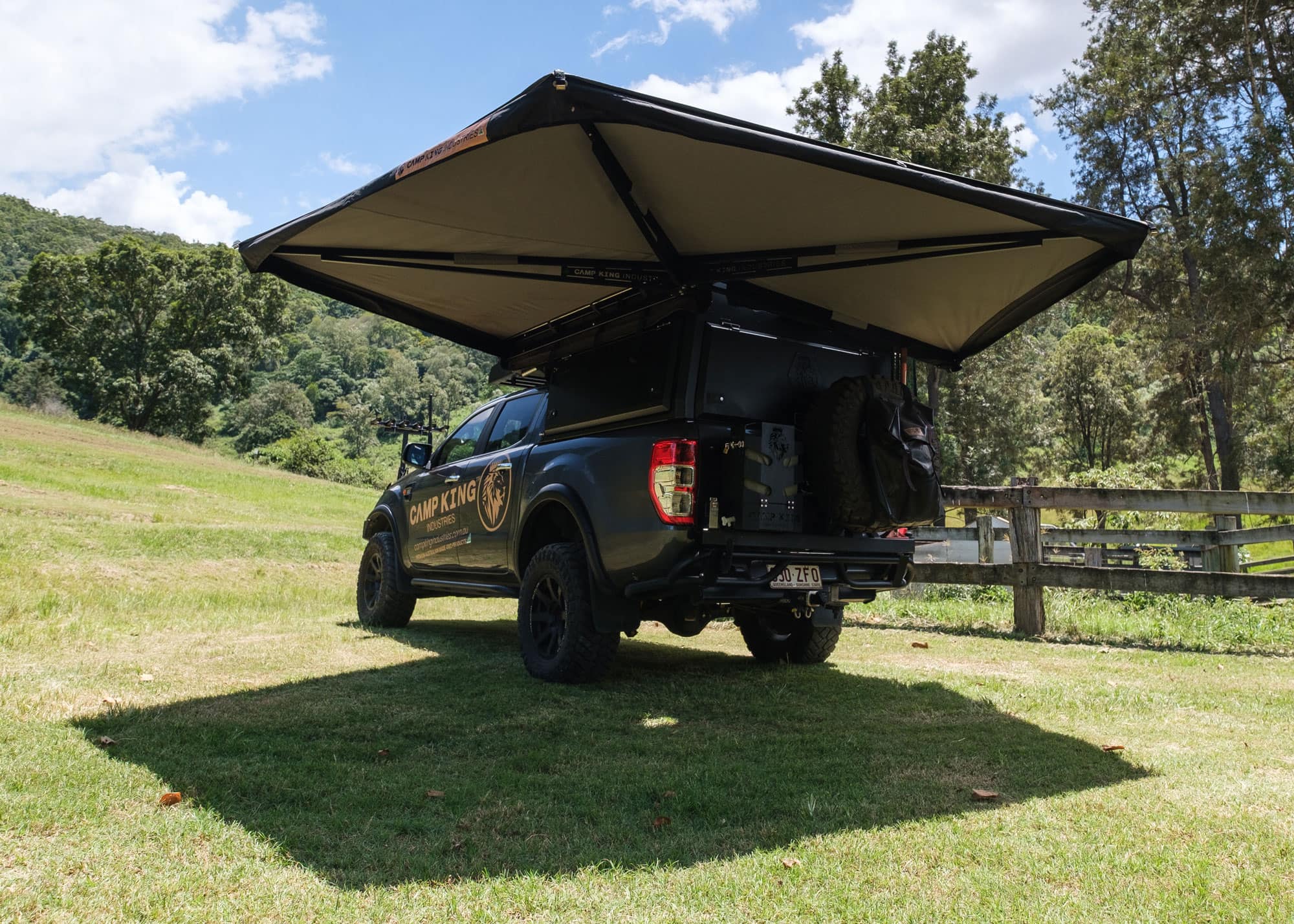 Camp King Protector Series Freestanding 270 Awning